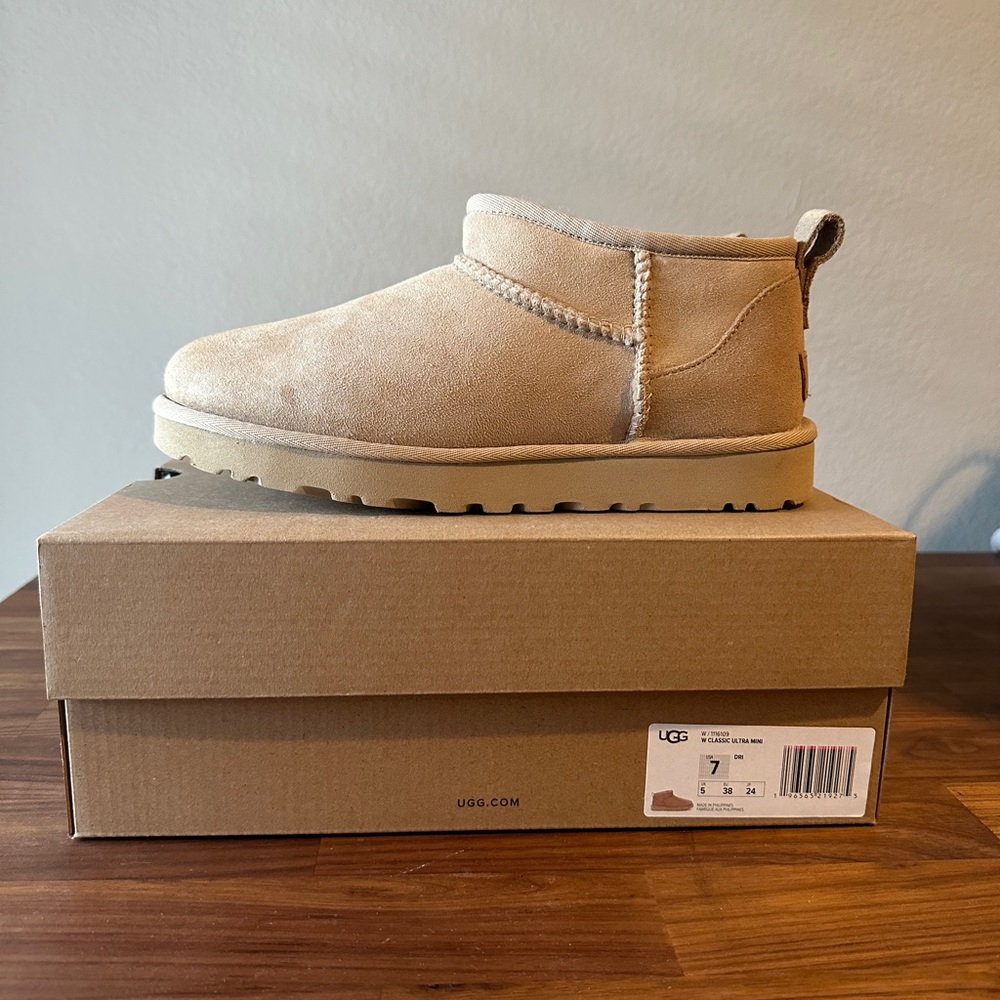 UGG Ultra Mini Classic Driftwood!